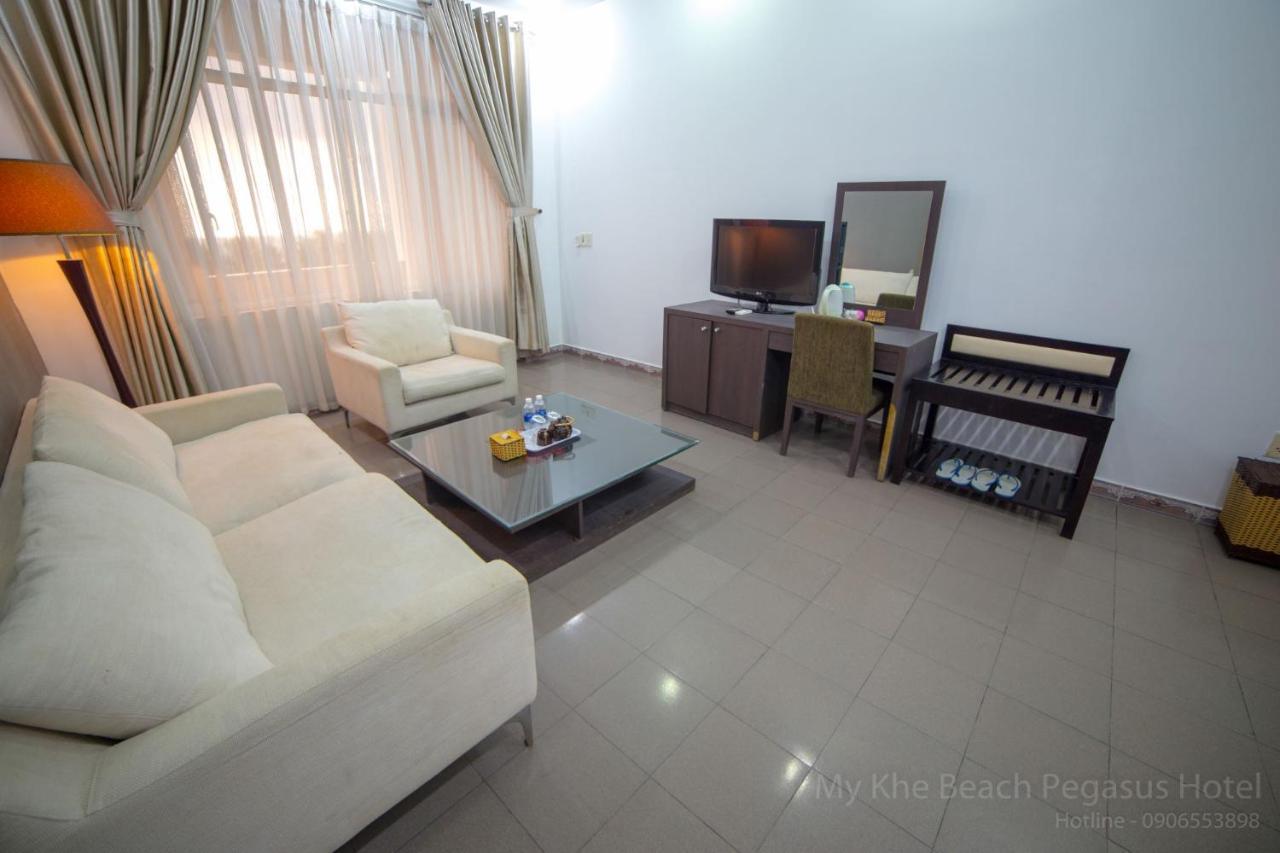 My Khe 2 Da Nang Seafront Hotel Exterior photo