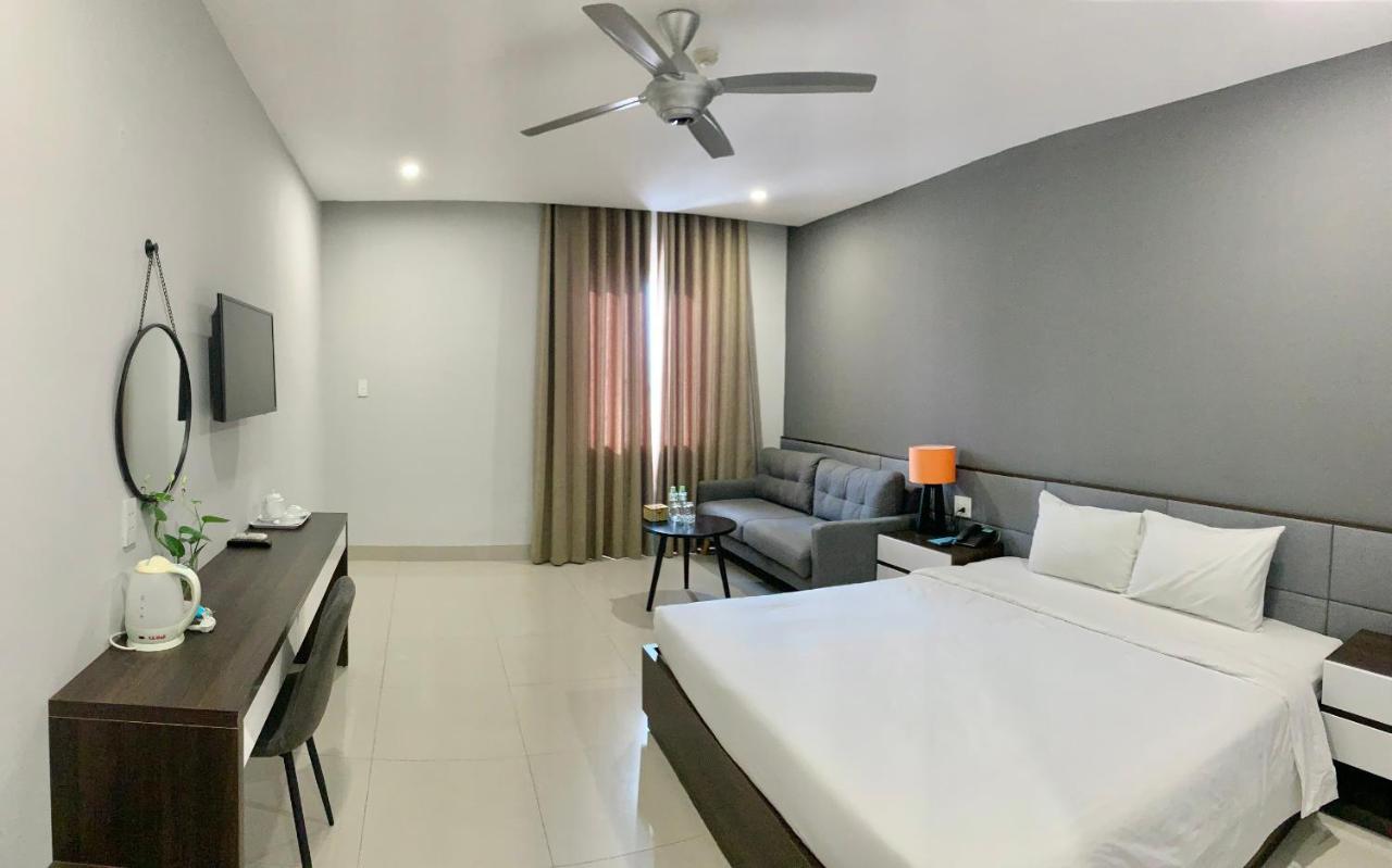 My Khe 2 Da Nang Seafront Hotel Exterior photo