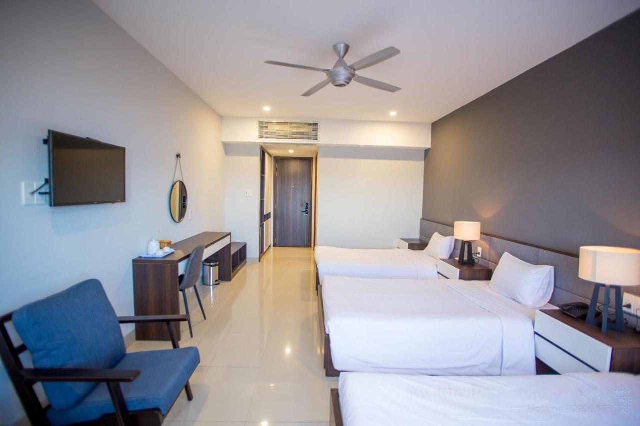 My Khe 2 Da Nang Seafront Hotel Exterior photo